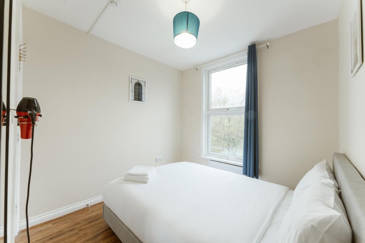 Mile End Rooms 57A Лондон Екстер'єр фото